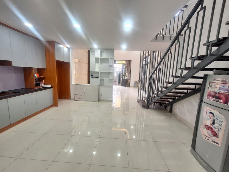Bán Nhà 2 Tầng Hẻm Xe Hơi Gần Chợ Kiến Thiết Hiệp Phú Thủ Đức 122m2_5.5*20  chỉ 6.2 tỷ - Ảnh 4